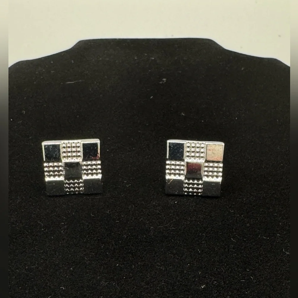 Silver Tone Checkerboard Square Cufflinks – Classic Bullet Back